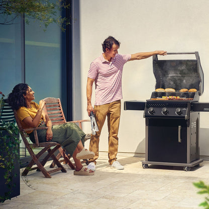 Napoleon Rogue 425 Gas BBQ Grill (Black) w/ Stainless Steel Grids 3-Burner